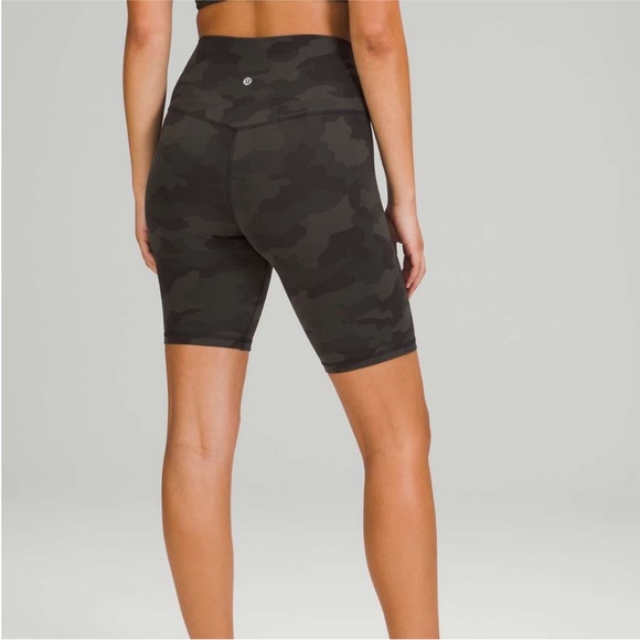 Pants - Lululemon Biker Shorts 8” Black Camo Size 6 – High Rise